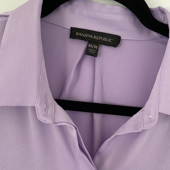 Banana Republic Lilac Tunic Size medium - Picture 2 of 4
